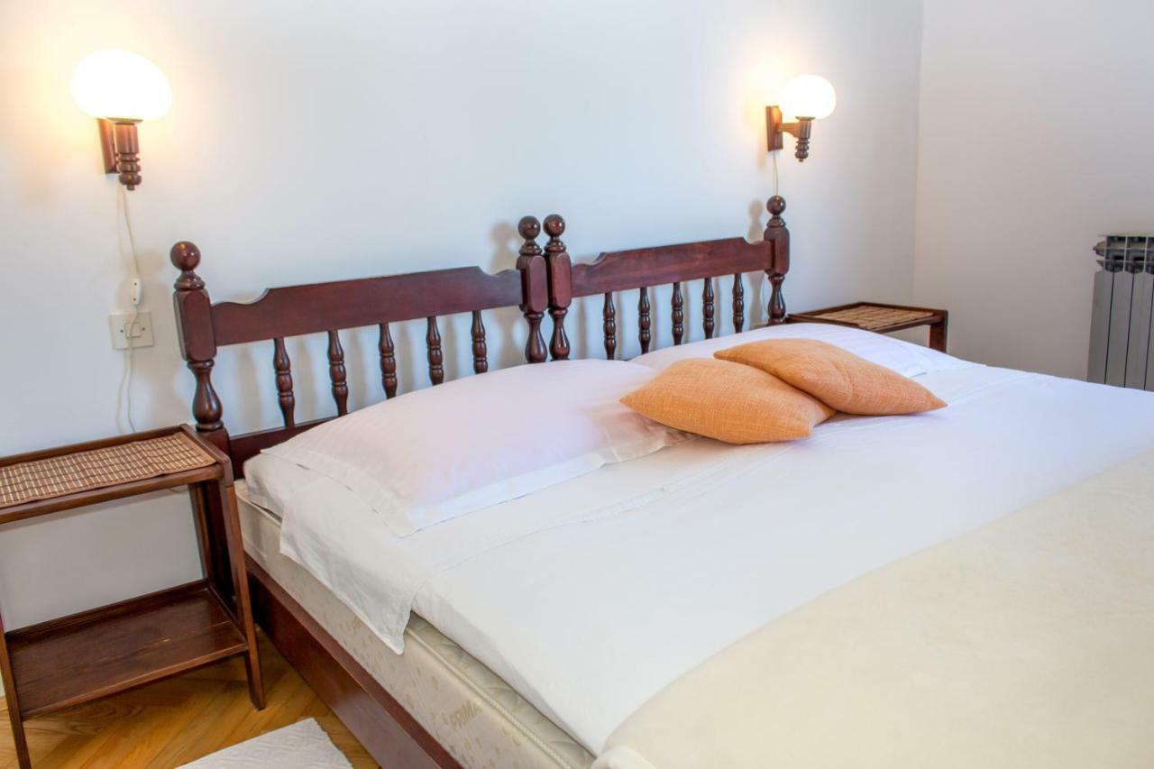 Apartman Mariolina Krk Town Exterior foto