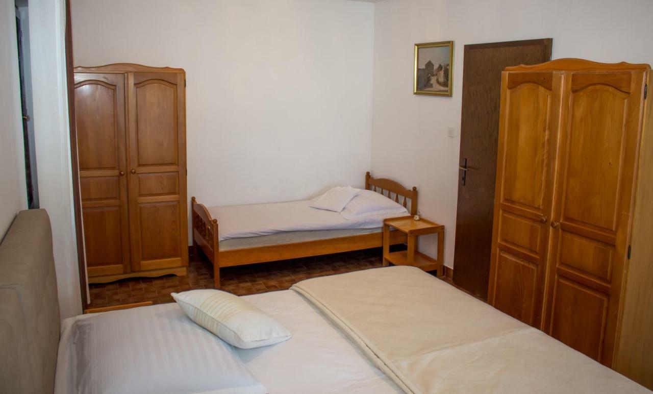 Apartman Mariolina Krk Town Exterior foto